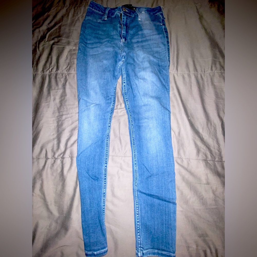 Cute blue jeans!